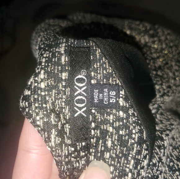 Xoxo Black and gold dress. Size 5/6 size small. Heathered stitching. Like new - Picture 3 of 7